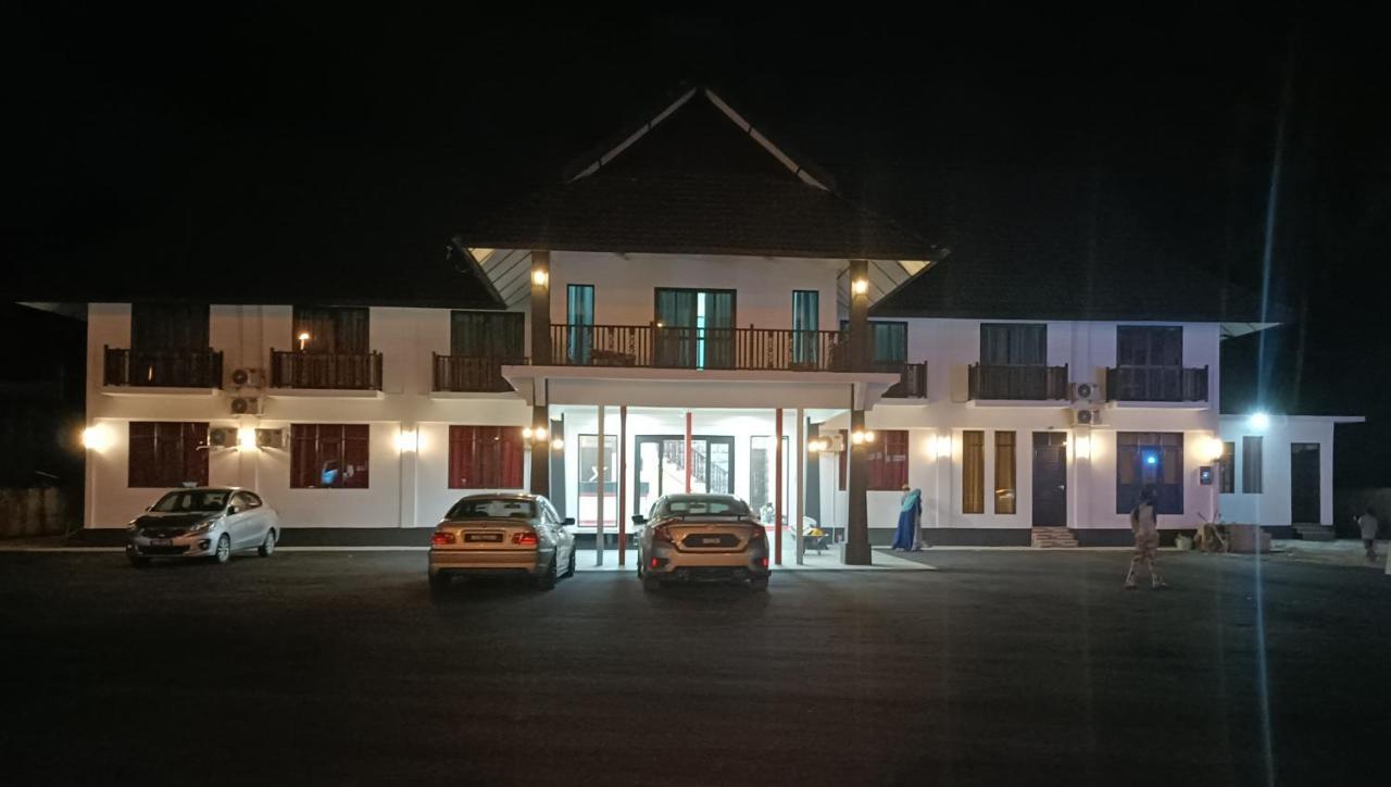 Villa Wanie Inn 士兆 外观 照片